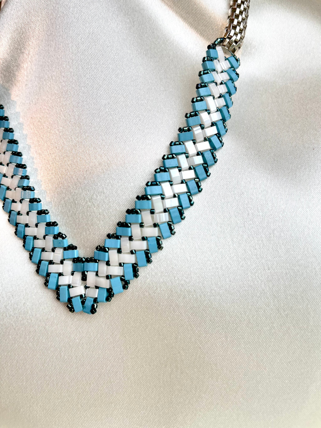 Un bijou aux nuances d’océan